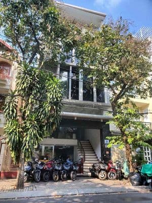 Cho thuê nhà văn phòng quận 7, 5pn+6wc trệt lửng 2 lầu 45 triệu/tháng