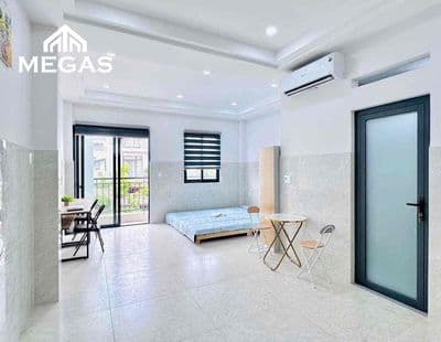 căn hộ dịch vụ có thang máy ngay Lê Văn Việt