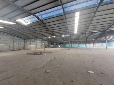 Cho thuê xưởng 2000m2 và 4000m2.Pccc vách tường,Bến cát ,Bình dương