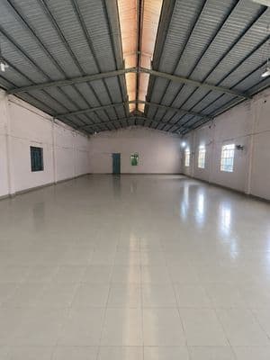 Cho thuê kho/xưởng 500m2 p BHH sẵn điện 3fa, đường tải 10 tấn trần cao