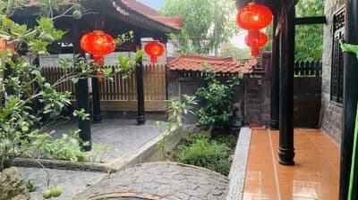 Nhờ a/e hỗ trợ bán gấp nhà biệt thự gỗ diên sơn