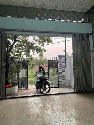 Cho thuê nhà 1 trệt 1 lầu đường vào trường Nguyễn Văn trỗi Tân Vạn