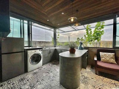 Căn hộ tone địa trung hải gu đẹp full nội thất ban công sân vườn đẹp