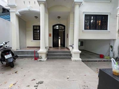 Cho thuê mặt bằng biệt thự khu dân cư trung sơn