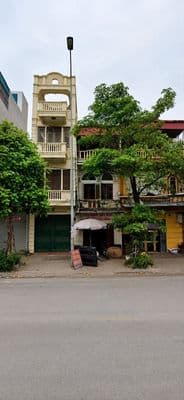 Cho thuê nhà Sài Đồng - 80m, x 3 tầng, vỉa hè, kinh doanh. Giá 6,5tr