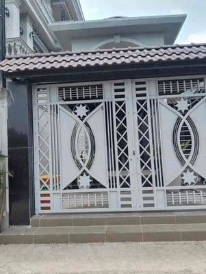 kẹt tiền bán lỗ
