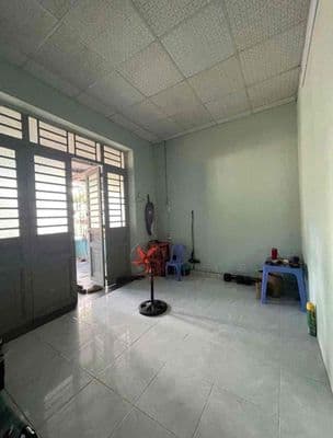 Nhà mặt tiền đường 7m5 chỉ 3,x tỷ - nhanh mới còn ạ