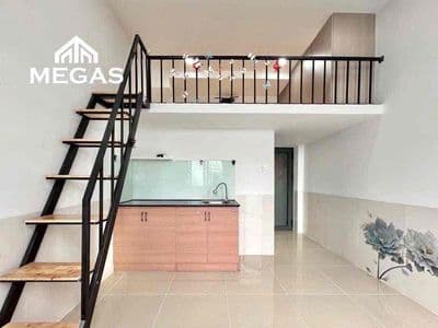 Phòng gác ban công ngay Lê Văn Việt - Man Thiện