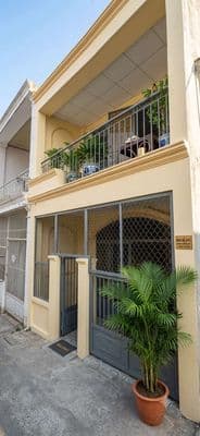 Bán gấp nhà gần chợ Lê Thị Ngay, 4x10, lầu suốt, bancon, hẻm thông 4m