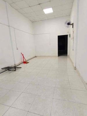 Lê Dức thọ p15 gv , hẻm thông , 4x15 nhà mới sơn sửa