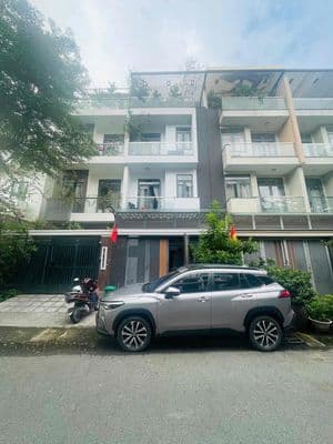 Cho thuê nhà phố jamona quận 7 5x17m trệt 3 lầu 4pn+5wc 33 triệu/ th
