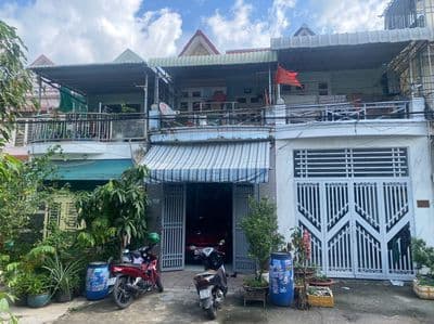 Bán nhà trệt lầu gần Vincom 550 Dĩ An - Giá Rẻ
