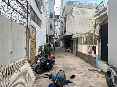 Bán nhà hẻm 46 Nguyễn Cửu Vân, 24 tỷ thương lượng
