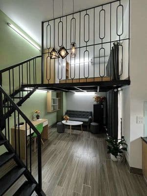 Cho Thuê Phòng Gác 35m2 - Ở Được 4 Bạn - Gần Ngã Tư Hàng Xanh - UEF