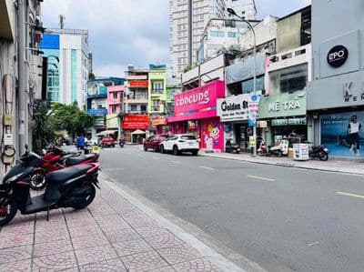 4,4tỷ! Bán nhà 3 tầng sát Mặt tiền Huỳnh Văn Bánh, P12. Ng. V. Trỗi.