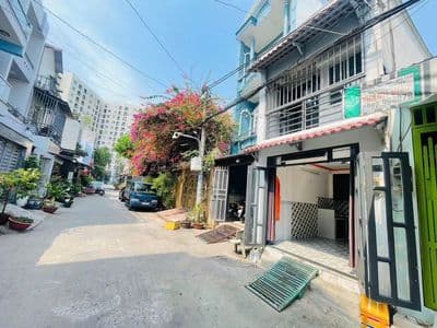 Mặt tiền hẻm xe tải tân bình giá 3,2 tỷ tl nhẹ shr 3,1x 6,45m
