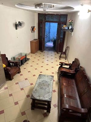 Cho thuê nhà nguyên căn Ngõ 51 Phố Tương Mai, 35m2, 3.5 tầng