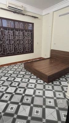 Cho thuê nhà nguyên căn 30m² x 5 tầng, Đống Đa, 14 triệu