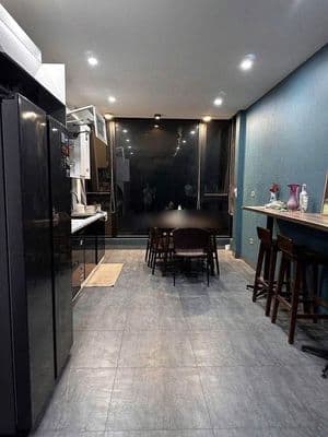 Cho thuê nhà Âu Cơ, Tây Hồ, có thang máy, ngõ ô tô
