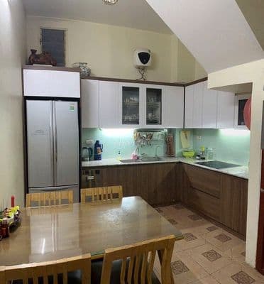 Cho thuê nhà Nguyễn Công Hoan, Ba Đình, 5 tầng, 3PN, full đồ