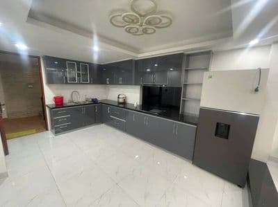 Cho thuê nhà mặt phố Phúc Xá Mới, Ba Đình, full nội thất