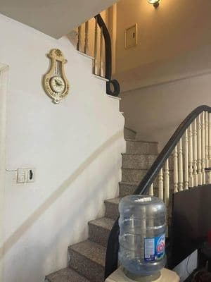 Cho thuê nhà 30m2, 4 tầng, ngõ 494 Xã Đàn, Đống Đa