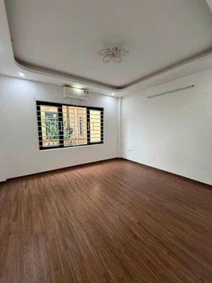 Cho thuê nhà ngõ 720 Nguyễn Khoái, Hoàng Mai, 5 tầng, 6 ngủ