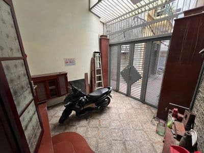 Cho thuê nhà nguyên căn Ngõ 4 Tôn Đức Thắng, Đống Đa, 60m2, 4 tầng