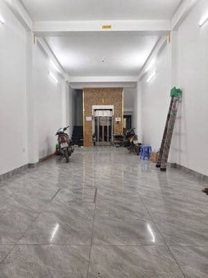 Cho thuê nhà mặt phố Bà Triệu, Hà Đông, kinh doanh