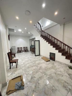 Cho thuê nhà Liền Kề Văn Phú, 50m2, 5 tầng, 18tr/tháng