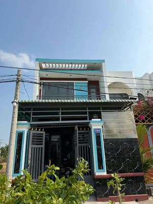 C.Chủ bán nhà 5x21 Long Trạch Cần Đước, 1 trệt 1 lầu