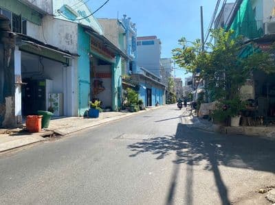 Nhà Thuê 4x17m.Cấp 4.Hẻm 8m Phan Anh.Giá:7tr