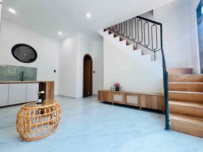 Nhà đẹp núp mặt tiền nguyễn tri phương - hiếm
