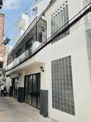 Nhà ngang khủng 11.3m-bình thạnh-giá 6.1 tỷ.
