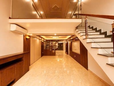Cho thuê nhà khu phân lô Văn Cao, DT: 90m2, 4 p.ngủ.