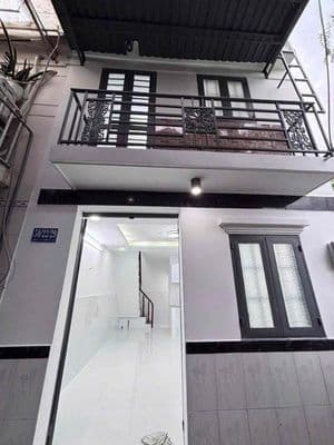 cần bán nhà 1trêt 1lâu 2pn 2wc