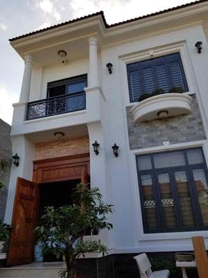 villa mini mặt tiền đường. ngay chợ hiệp bình. giá tốt. tiềm năng