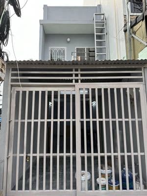 Cho thuê nhà nguyên căn 1 Lầu 1 Trệt Nằm Giữa Phan Huy Ích và Cống Lở