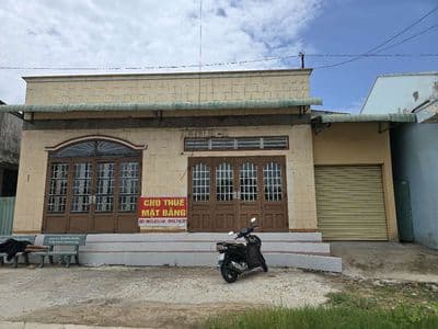 Cho thuê nhà nguyên căn/ đất ODT mặt tiền gần 12m đường DT 747B