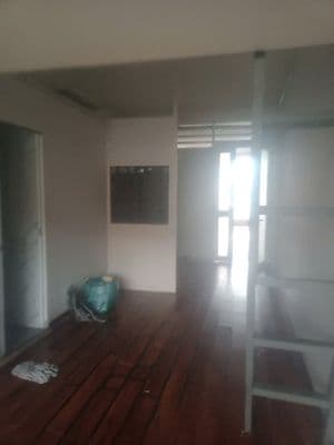 Cho thuê cư xá chu văn an giá 5tr có 1pn và cái gác