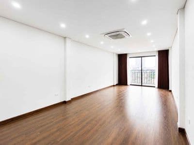 Cho thuê văn phòng đẹp phố Vạn Phúc