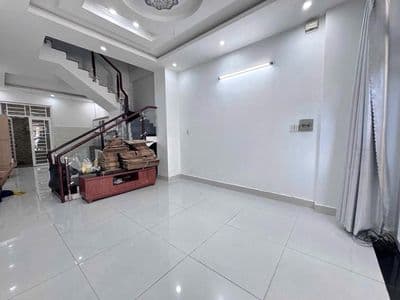 Nhà 4PN Lê Văn Chí - Linh Trung, Thủ Đức