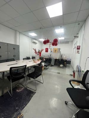 Cho thuê kho 468m2 hẻm xe tải Trường Chinh Phường 14 Quận Tân Bình.