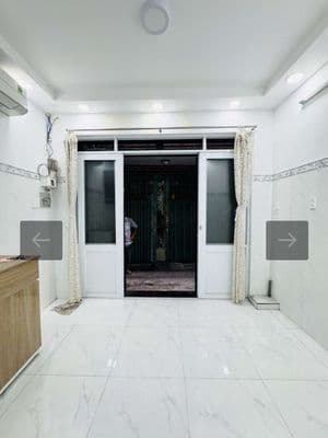 Nhà đẹp trung tâm quận 10