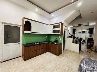 Cho thuê nhà Full Nội Thất Trêt 2 lầu Sân thượng
