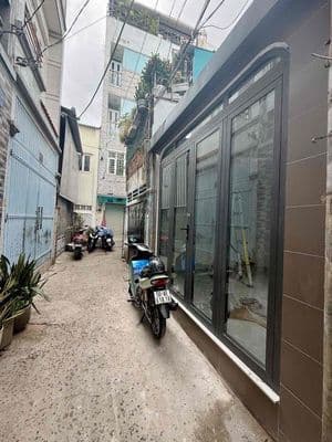 bán nhà mới 2 tầng khu dân cư hẻm rộng thông thoánh đường đoàn văn bơ