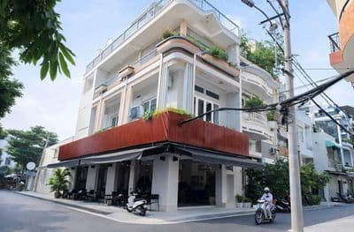 Cho thuê nhà góc 2 mặt tiền khu Tên Lửa- Bình Tân, 3 tầng, 4 phòng