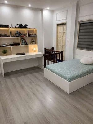 Cho thuê nhà Hoàng Hoa Thám 50m², 4 tầng, gần mặt phố, 15 triệu/tháng