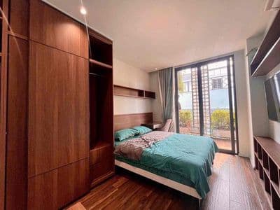 Căn hộ dịch vụ cao cấp quận 10 mới 100% (giáp quận 1)