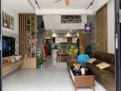 Bán nhà 3 tầng view công viên – hòa xuân 3pn 3wc